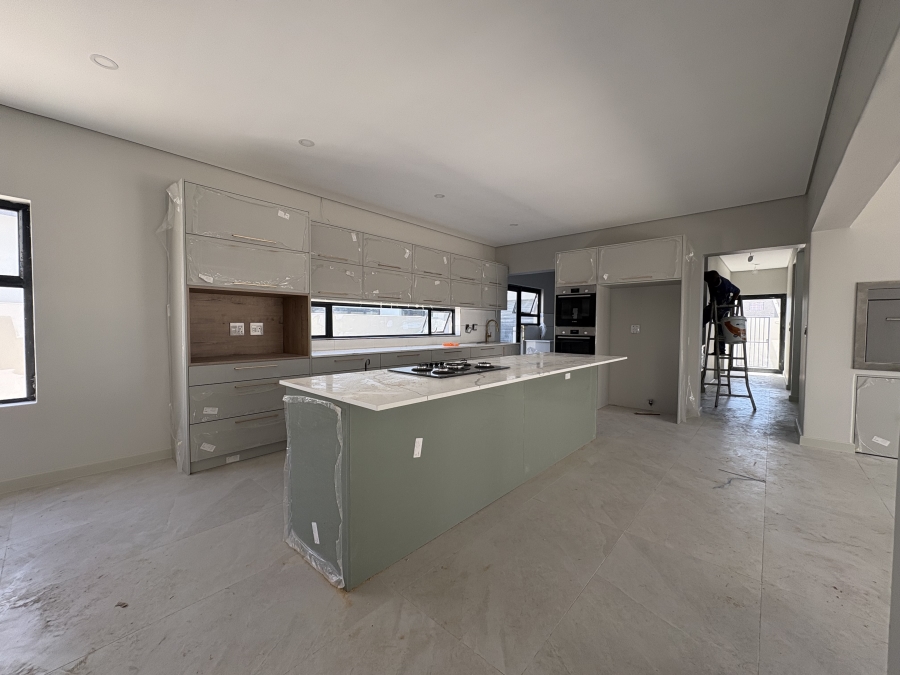 4 Bedroom Property for Sale in Sandown Western Cape